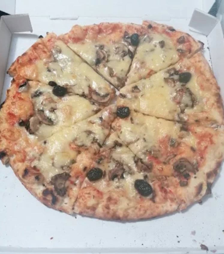 La Pizz' Cénoise — Pizza - pizzéria à Pezenas — photo 2