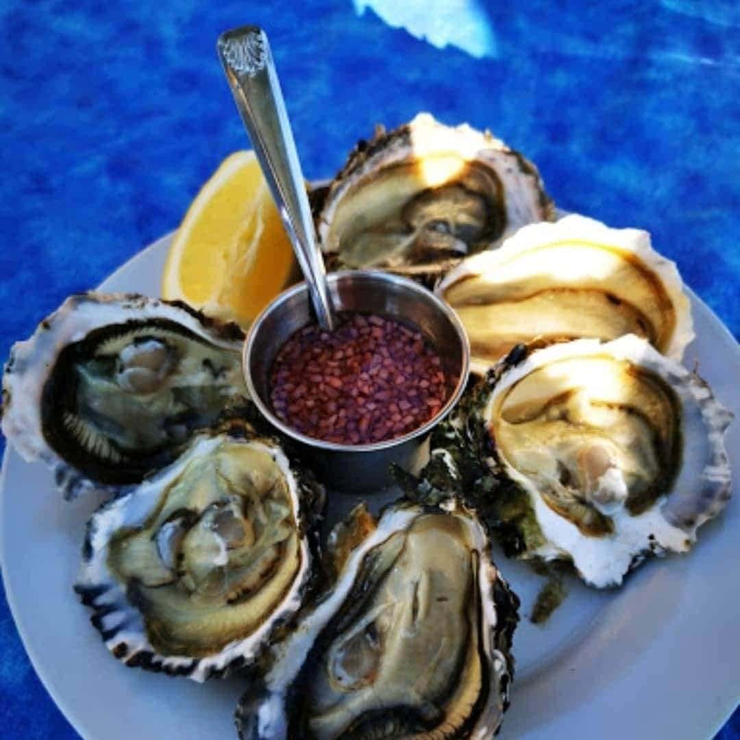 Cabane L' Estanhol — Poissons et fruits de mer à Loupian — photo 2