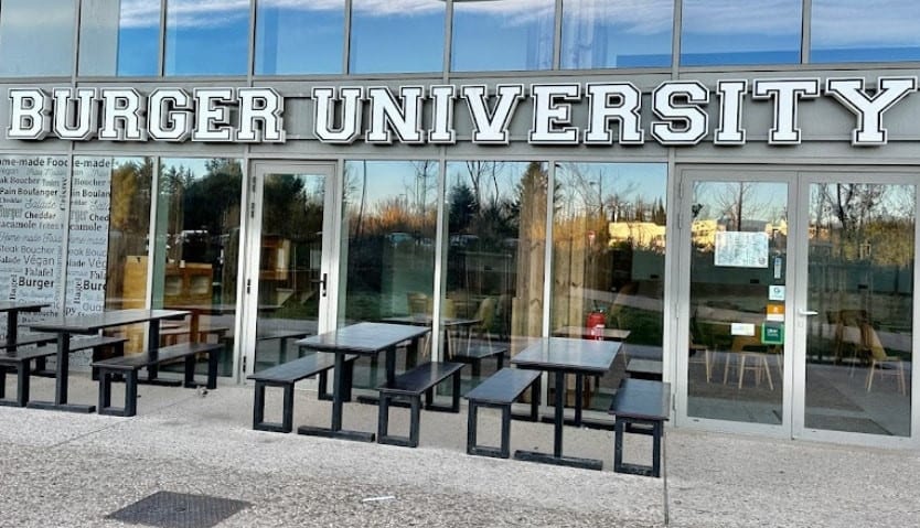 Burger University Millénaire — photo 2
