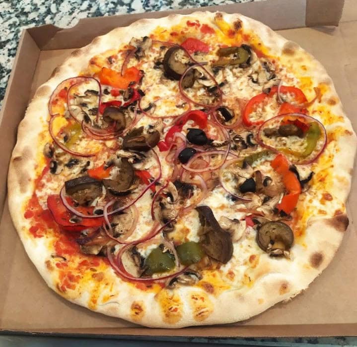Pizzeria à l'Italienne — Pizza - pizzéria à Castelnau le Lez — photo 2