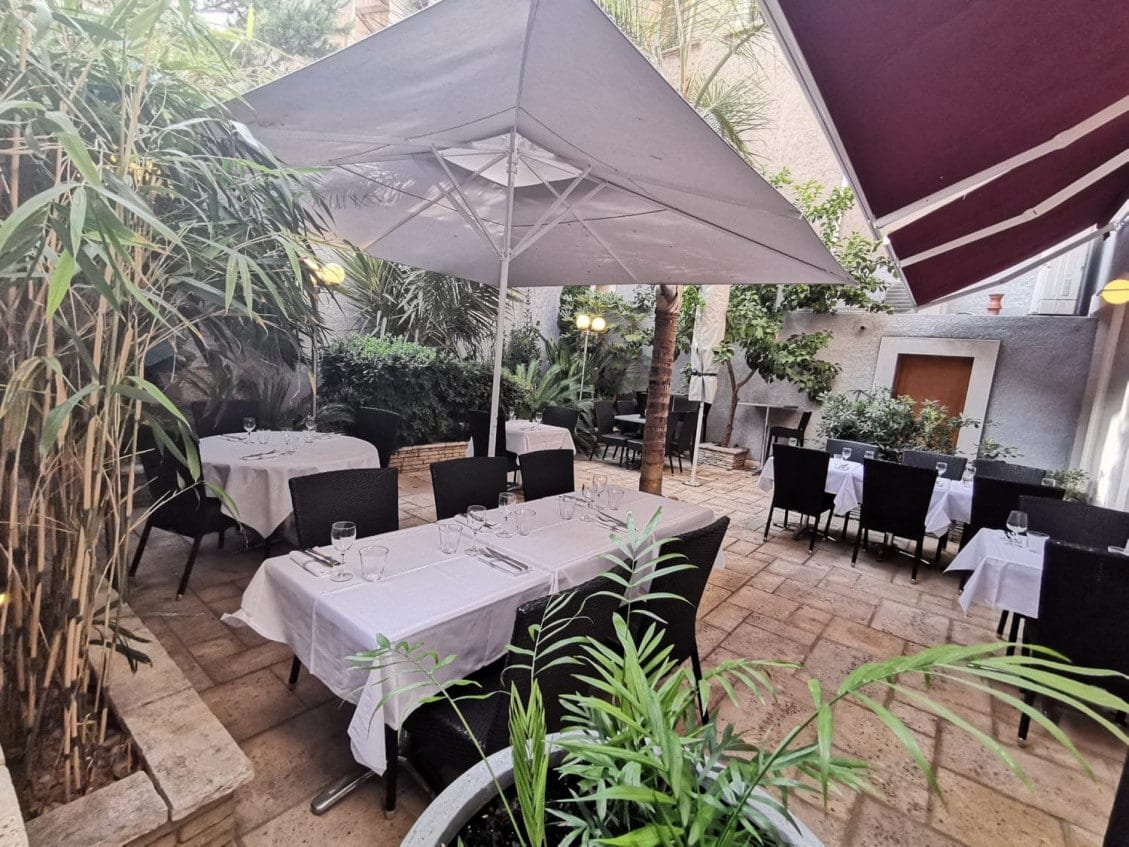 L’ Hôtel des Thermes — photo 2