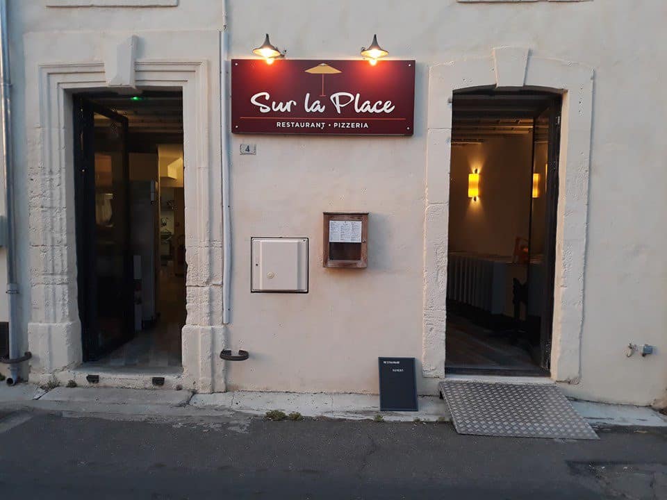 Sur la Place — photo 2