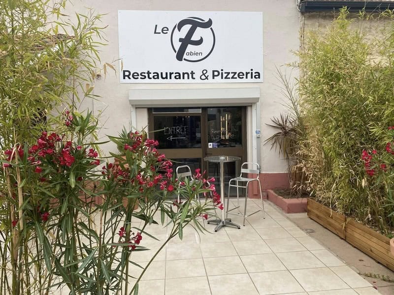Le F — photo 2