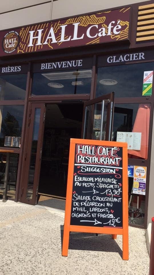 Hall Café — photo 3