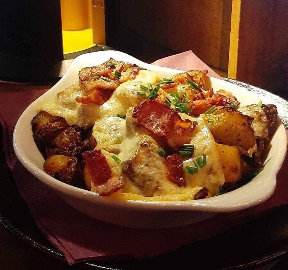 Fox and Friends Pub — photo 2