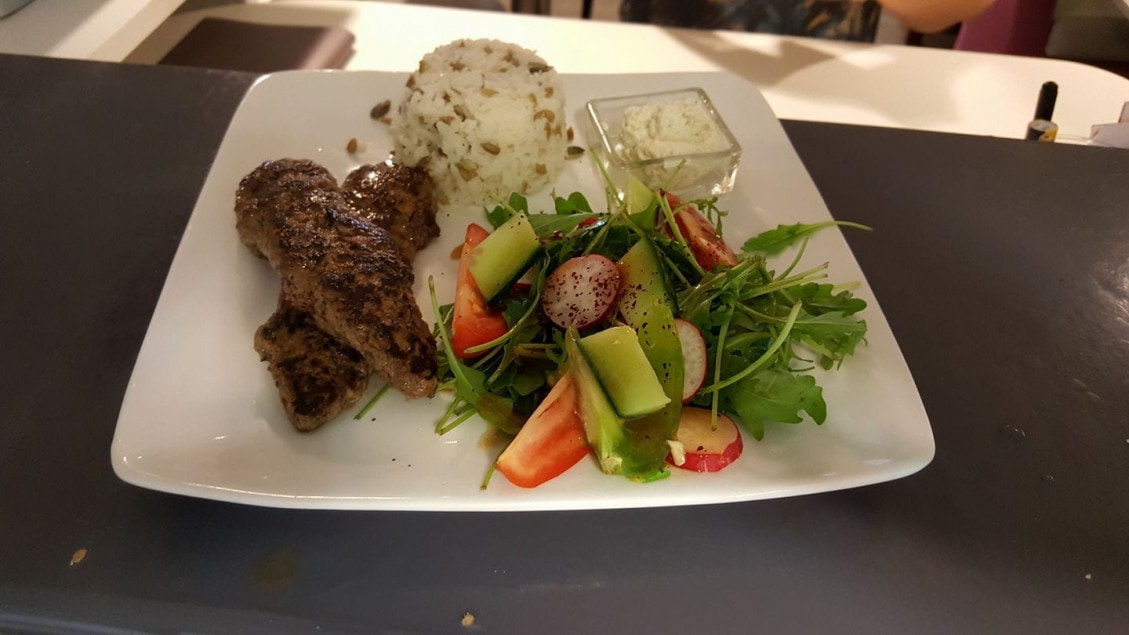 Ö Zaatar — photo 2