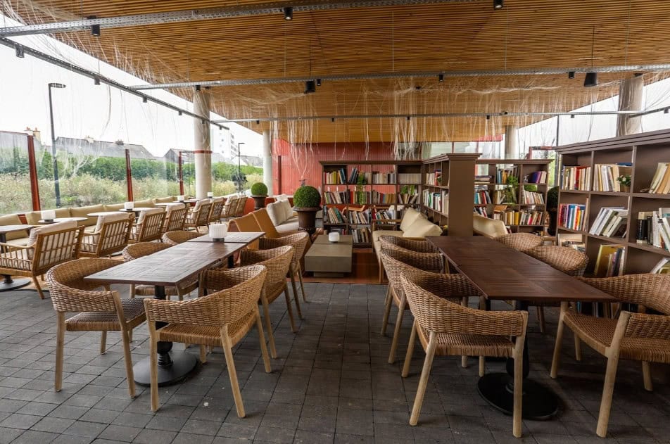 Librairie — photo 2