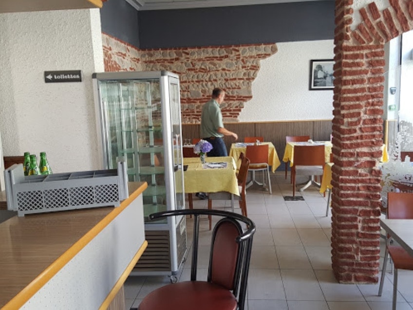 Bar de la Tour — Brasserie à Montfort sur Meu — photo 3