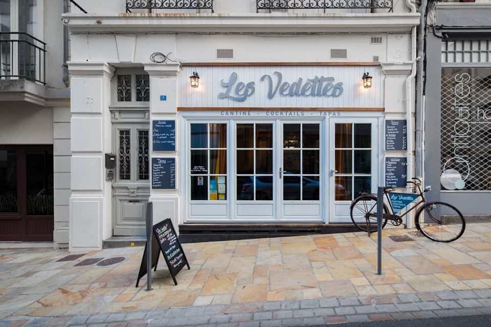 Les Vedettes — photo 2