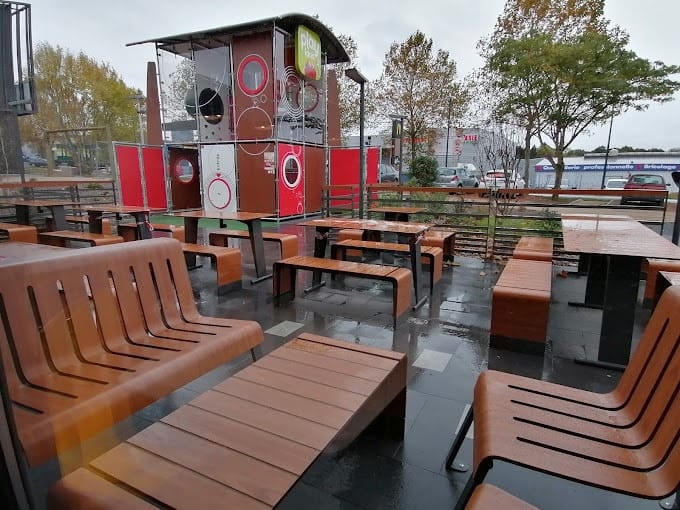 Mc Donald's - La terrasse