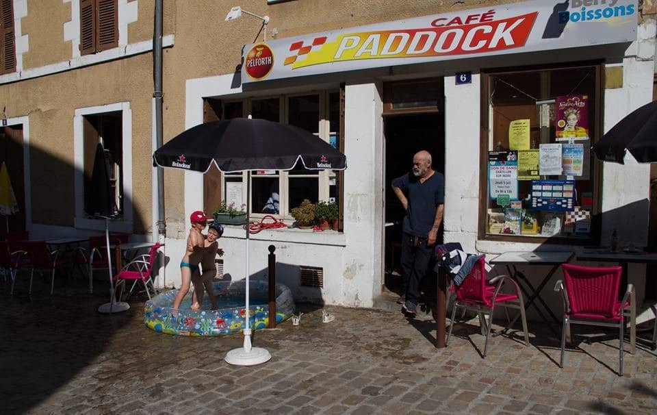 Le Paddock Café — photo 2