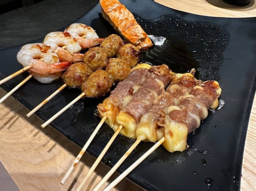 OI Izakaya — photo 2