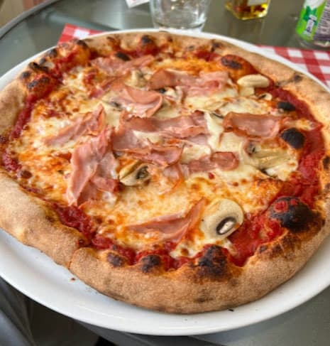 Pizza di napoli — photo 2