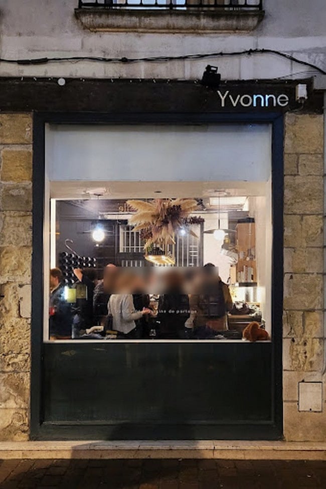 Yvonne — photo 3