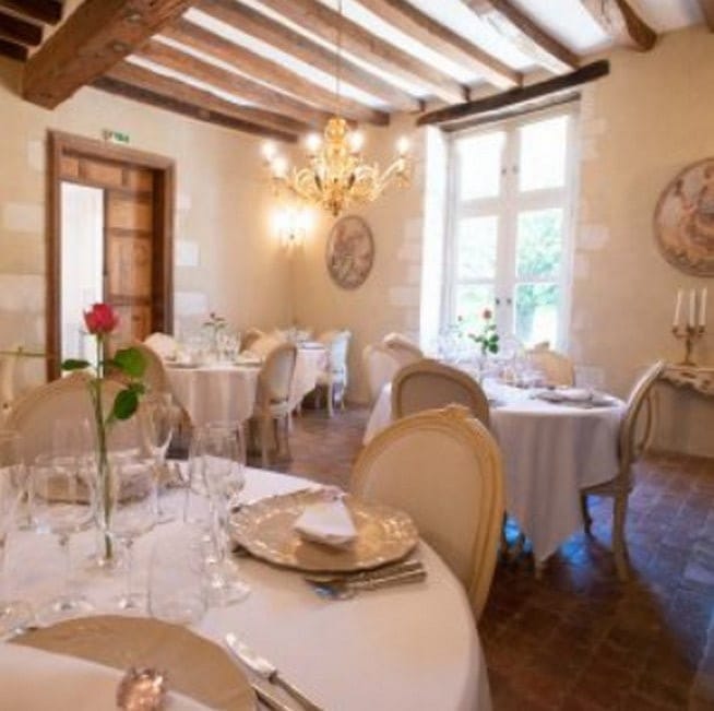 La table de Chargé — photo 3