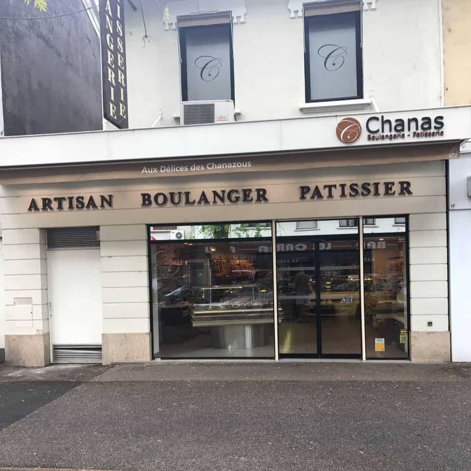 Chanas — photo 2