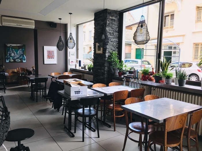 L’Accoudé — photo 3