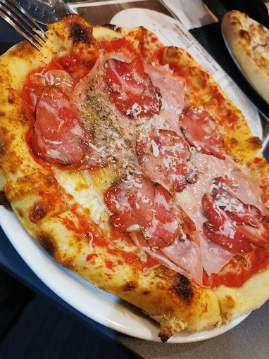Milan's Pizza — photo 2