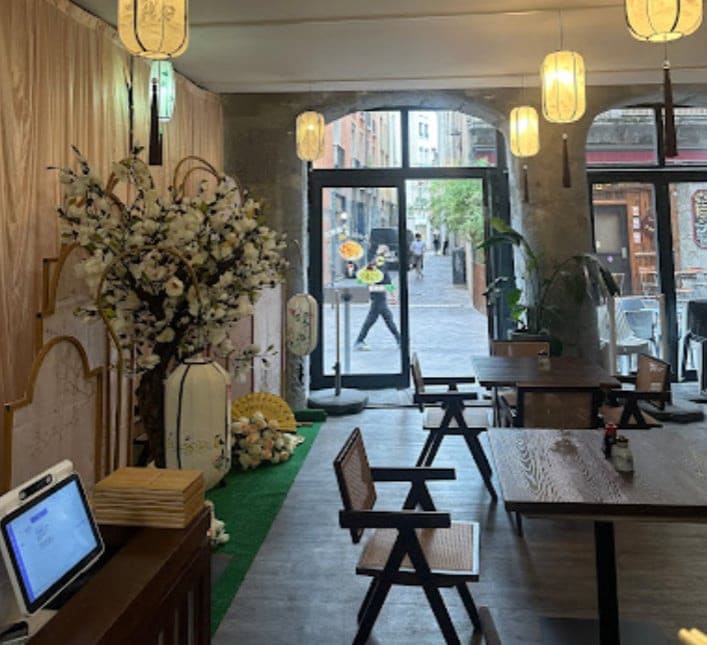 Momo-Chi — photo 3