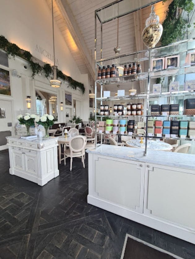 Angelina — Salon de thé à Villefontaine — photo 3