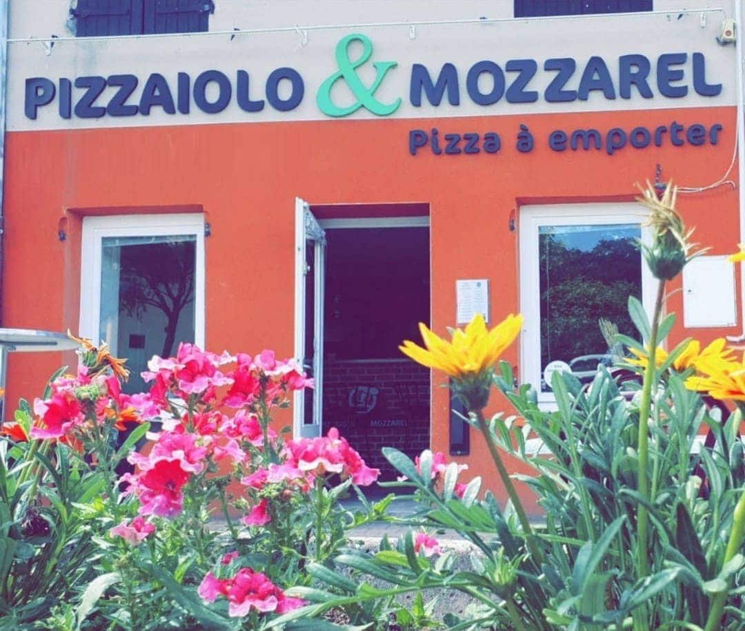 Pizzaïolo et mozzarel — photo 2