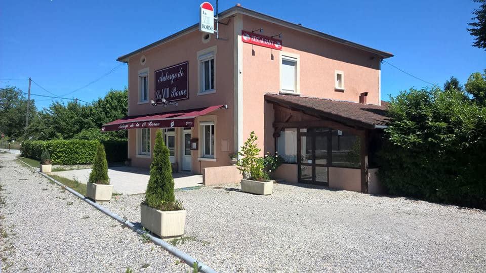 La VIIIe Borne Accueil — Pizza - pizzéria à Oytier Saint Oblas — photo 2