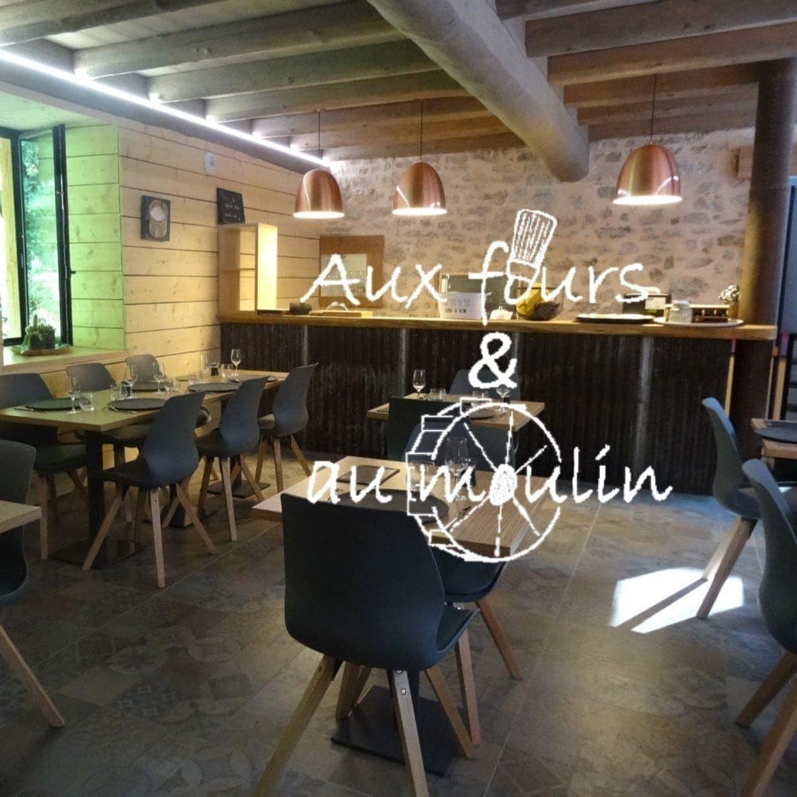 Aux Fours et au Moulin — Bar à vin à Villards d'Heria — photo 3