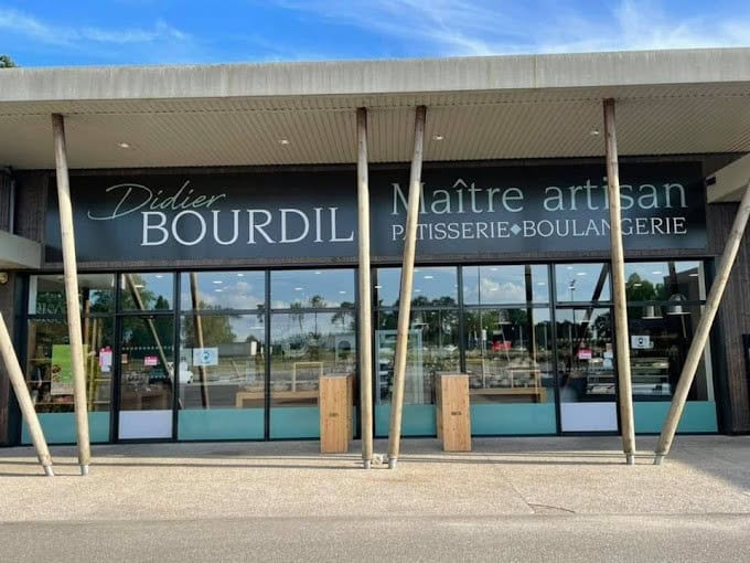 Bourdil — photo 3