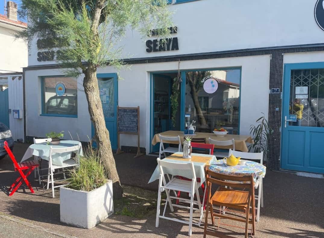Yaya Café — photo 3
