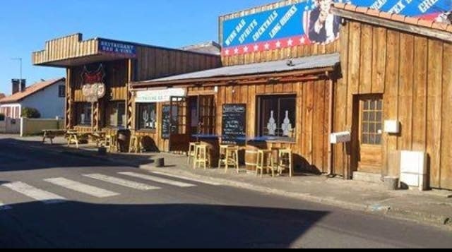 Oncle Sam's Saloon — photo 2