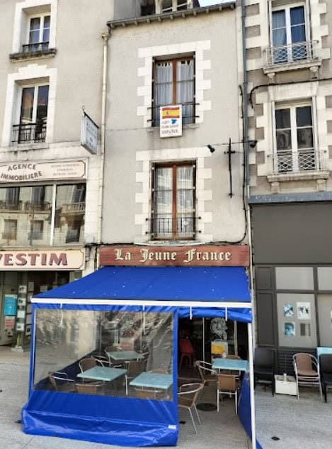 La Jeune France — photo 2