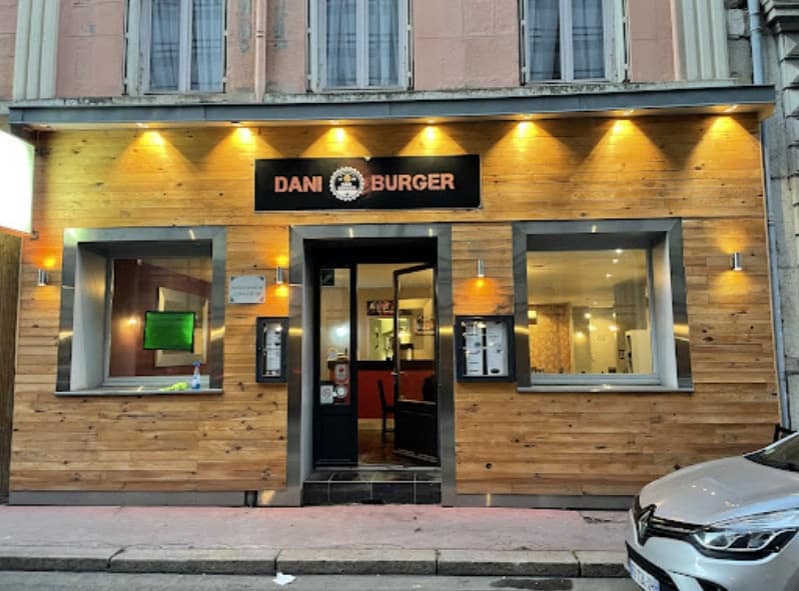 Dani Burger 42 — photo 2