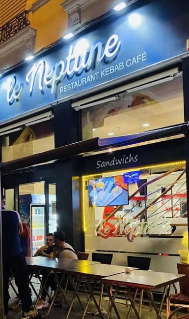 Snack Le neptune fourneyron — photo 2