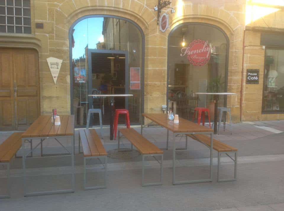 Frenchy's burger — photo 2