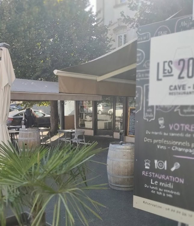 Les 20 Bavards — photo 3