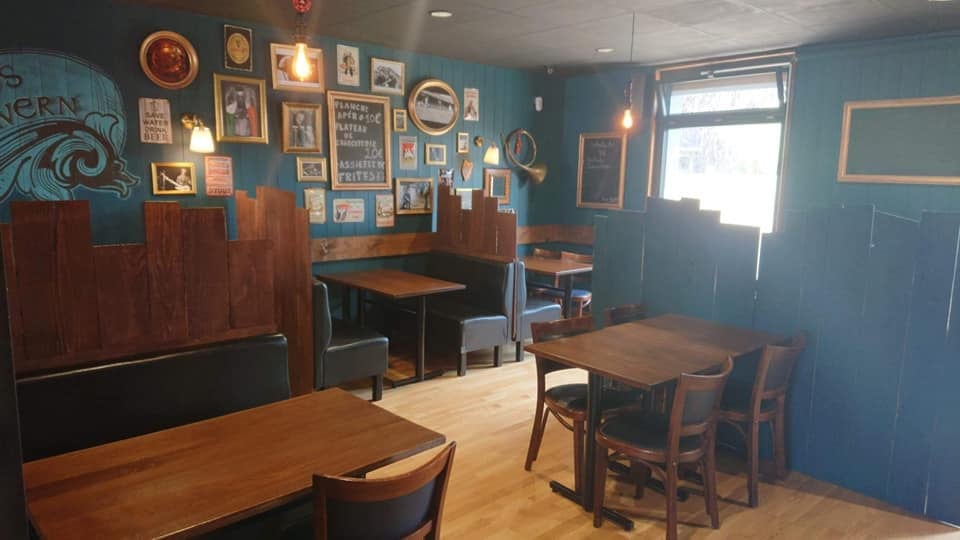 Crossroads Tavern — photo 3
