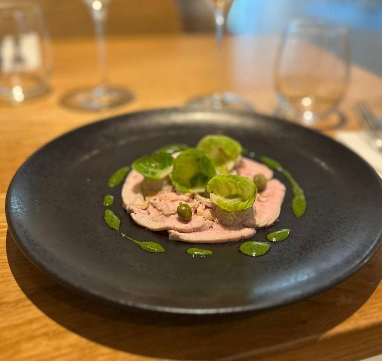 Oma Restaurant — photo 2