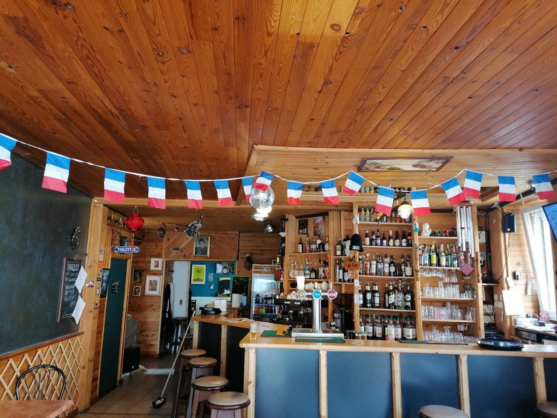 Bar La Cure — photo 3