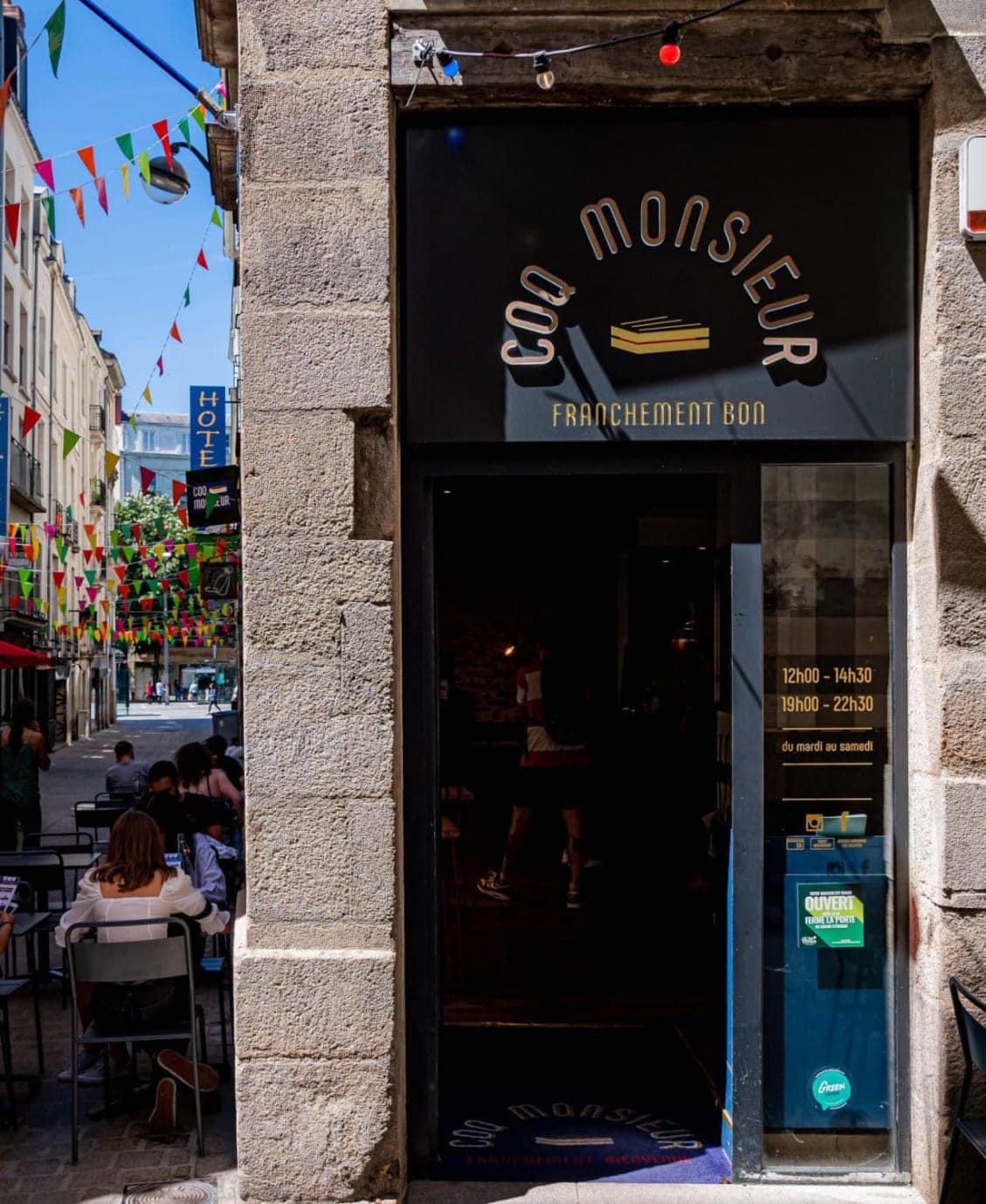 Coq Monsieur — photo 2