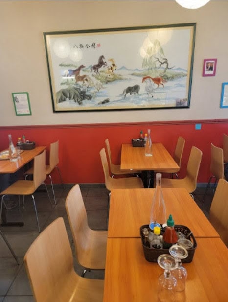 Pho Royal — photo 3