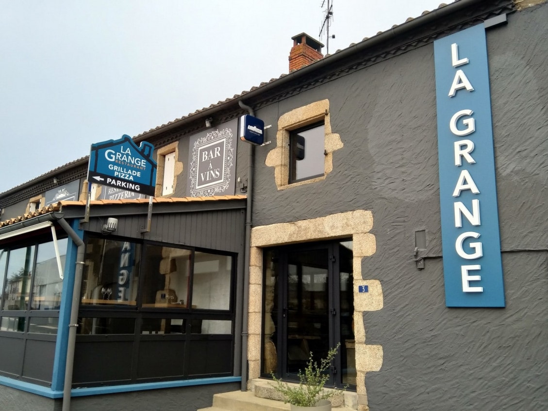 La Grange — photo 3