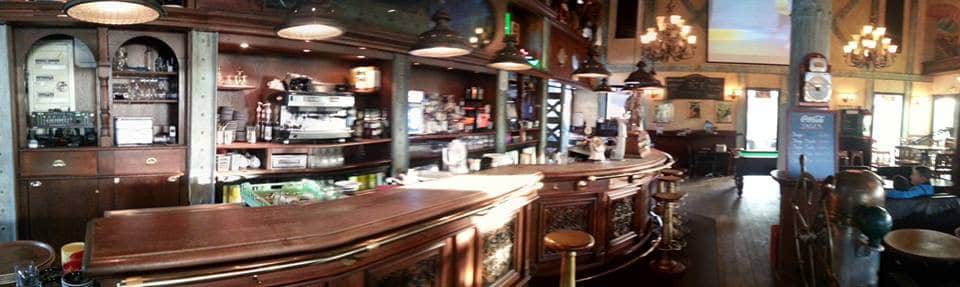 French pub — photo 3
