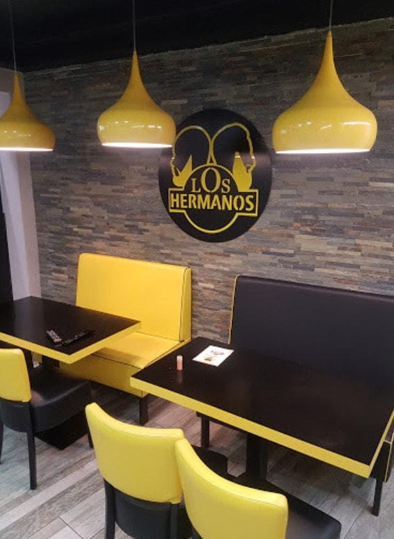 Los Hermanos — photo 3