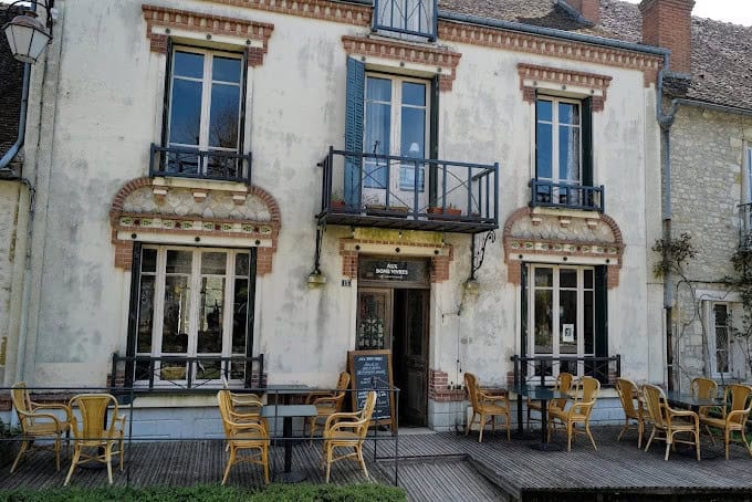 Aux bons vivres — Restaurant Français à Yevre la Ville — photo 2