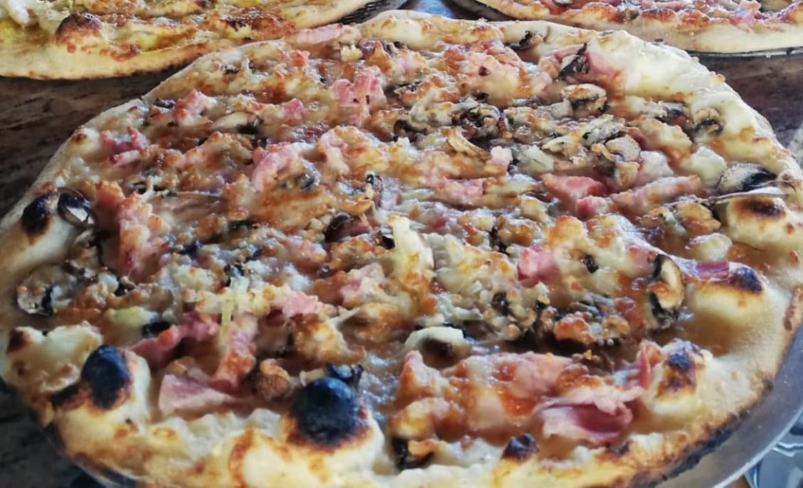 Pizza Sauzet — photo 2