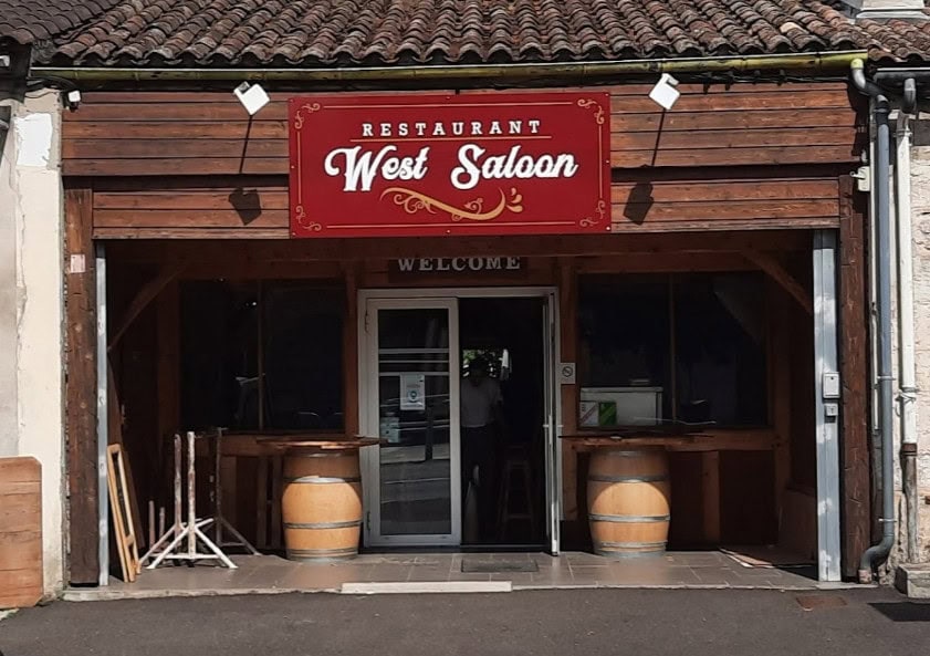 West Saloon — photo 2