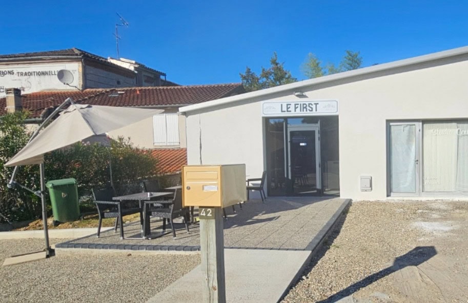 Le First — photo 2