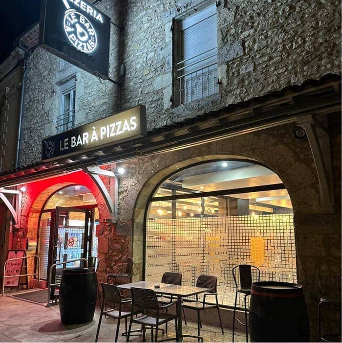 Le bar à pizzas — photo 3