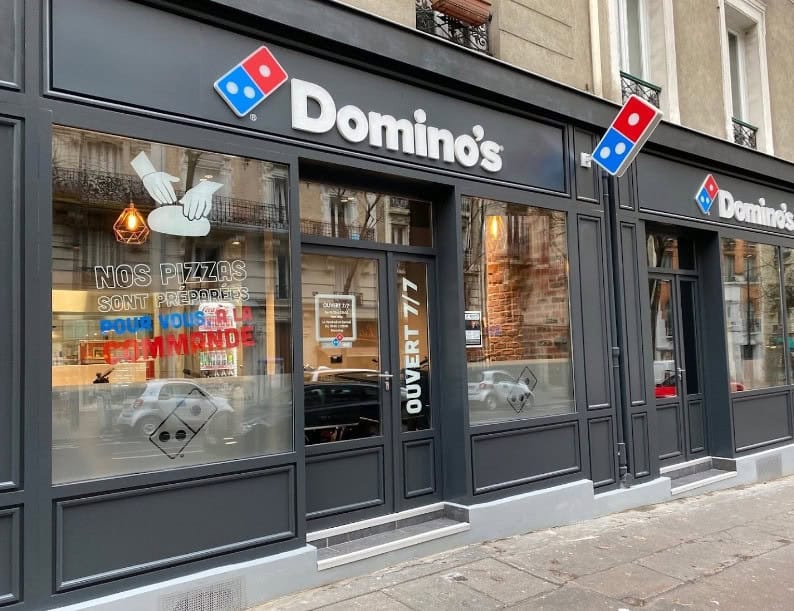 Domino's pizza - La façade