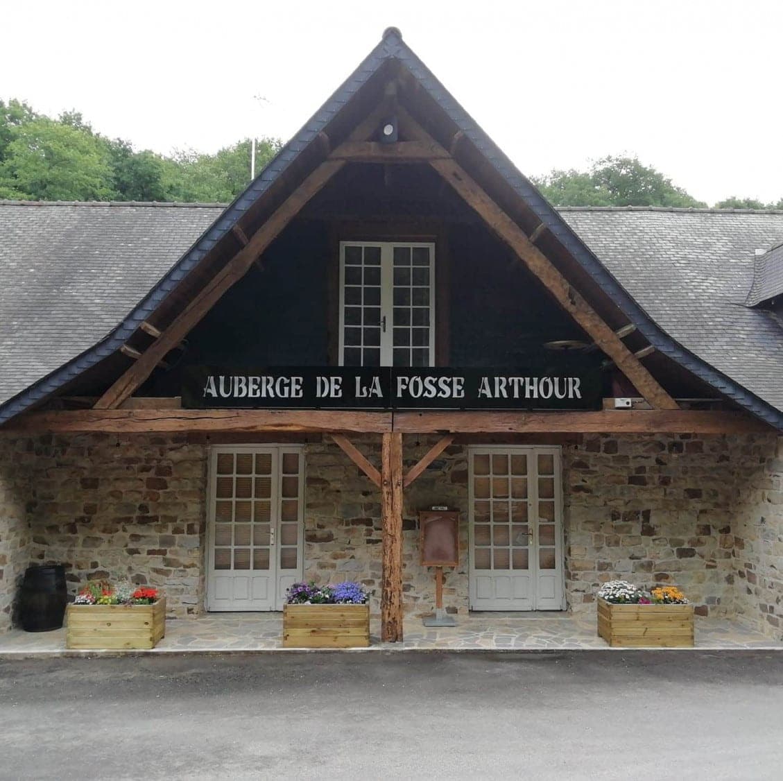 Auberge de la Fosse Arthour — Auberge à Saint Georges de Rouelley — photo 2